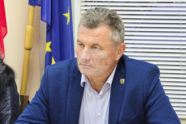 Речните корита в община Бяла Слатина са почистени, съобщи кметът инж. Иво Цветков