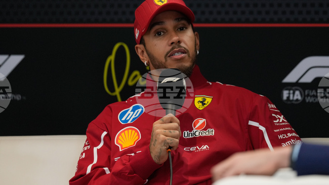 Седемкратният световен шампион от Формула 1 Люис Хамилтън не съжалява, че се е присъединил към отбора на Ферари