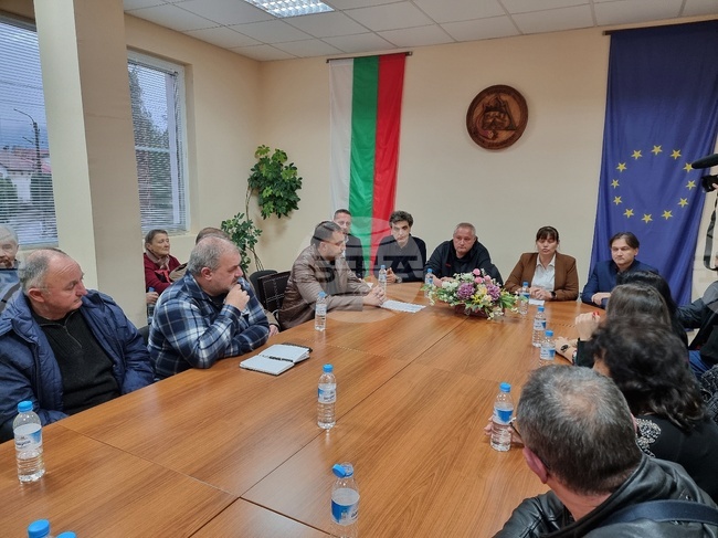 Щетите от високото напрежение по електрическата мрежа в община Георги Дамяново ще бъдат компенсирани, съобщиха от „ЕРМ Запад" 