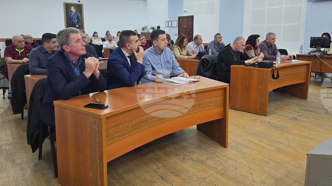 Общинският съвет в Свищов даде съгласие Общината да кандидатства с проект за талантливи деца 