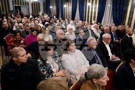 „Отвъд протокола“ - книга - представяне