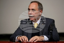 „Отвъд протокола“ - книга - представяне