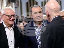 „Отвъд протокола“ - книга - представяне