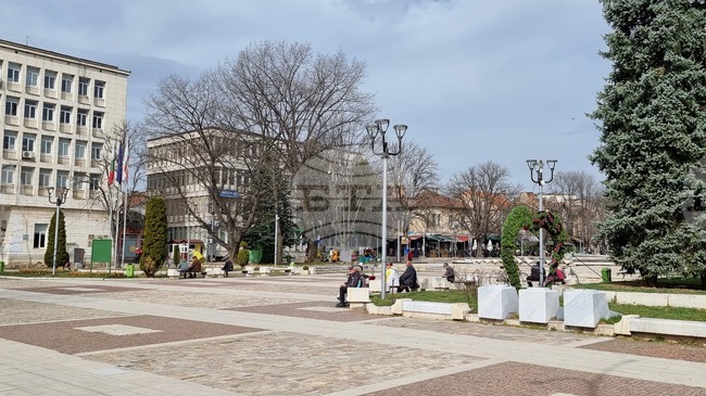Промени в размера на някои данъци, такси и цени на услуги приеха общинските съветници в Мездра