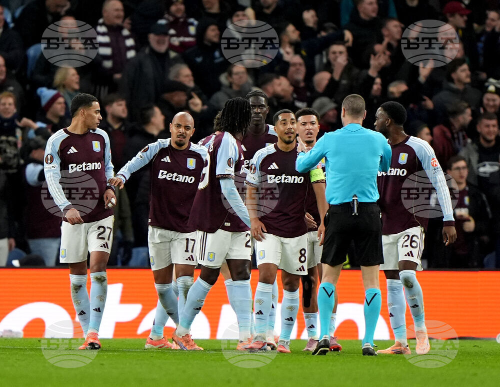 Астън Вила победи Йънг Бойс, Георги Кабаков с важни решения