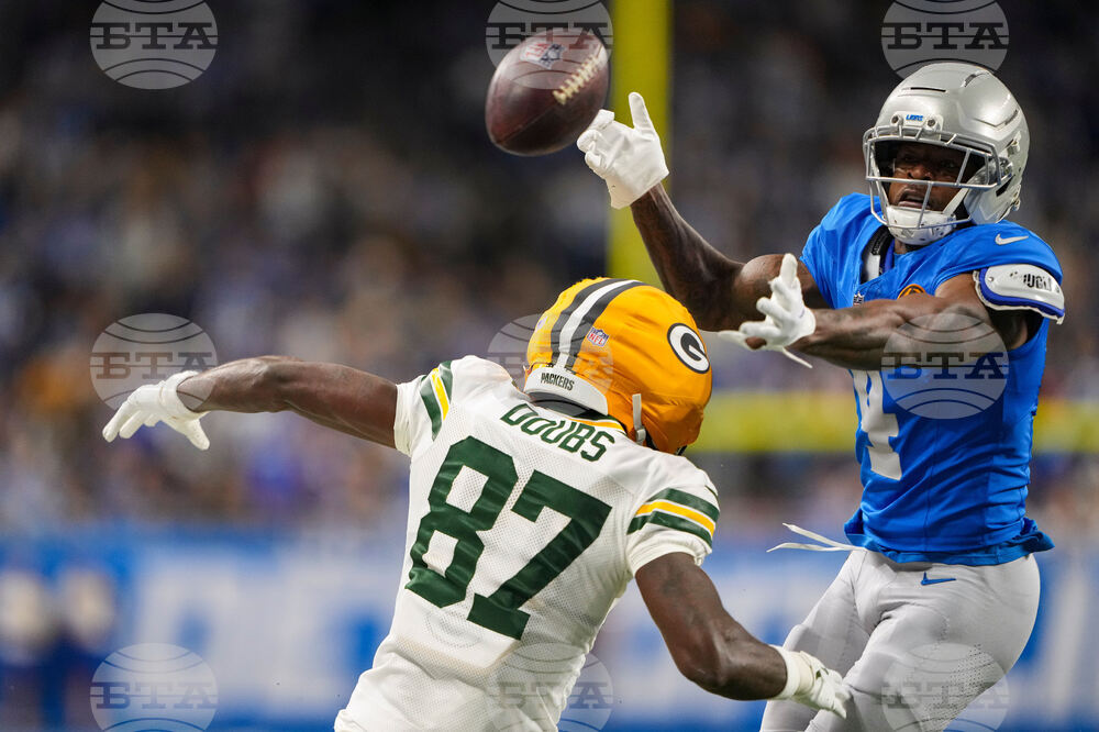 Packers Lions Football