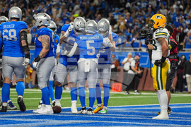 Packers Lions Football