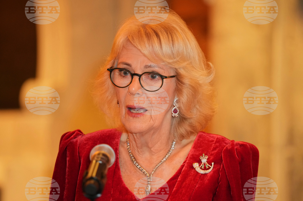 Британската кралица Камила разказа как е била нападната във влак от мъж, когато била тийнейджърка