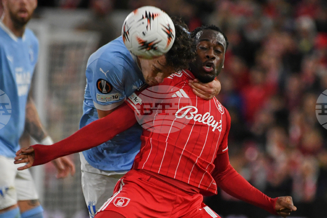 Нападателят на Нотингам Форест Арно Калимюендо преминава под наем в Айнтрахт Франкфурт с опция за купуване