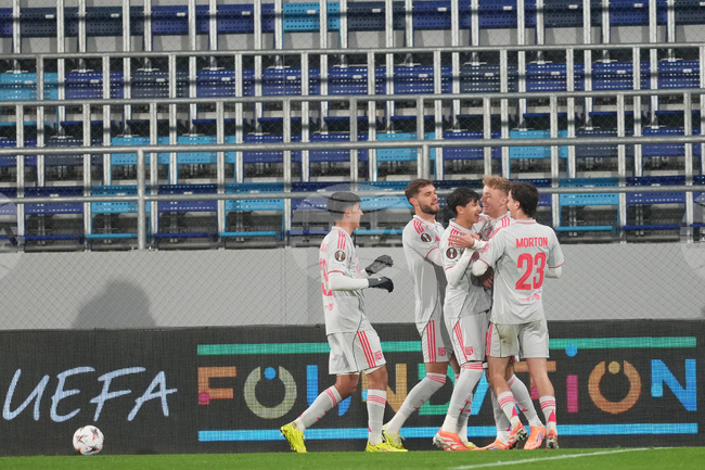 Лион победи Брест във френското футболно първенство