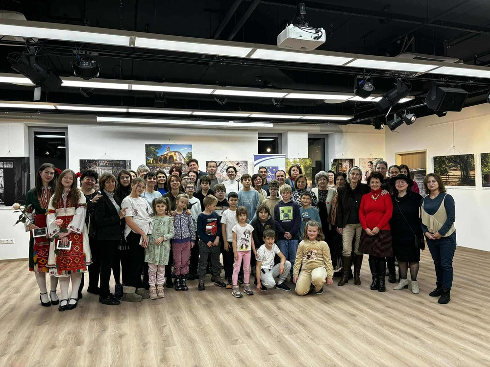 Фотоизложбата „Босилеград преди и сега – 2“ бе открита в Българския културно-образователен център в Будапеща 