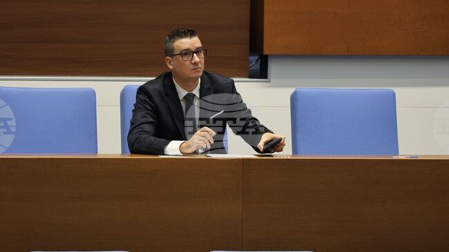 Стената на язовир Николово е определена за частично работоспособна, дадени са предписания на Община Русе, каза министър Дилов в парламента