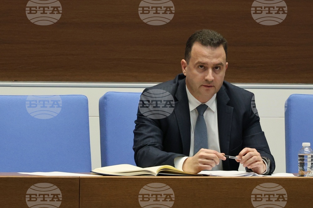 Energy Minister: No Formal Expressions of Investor Interest in Lukoil Bulgaria Assets