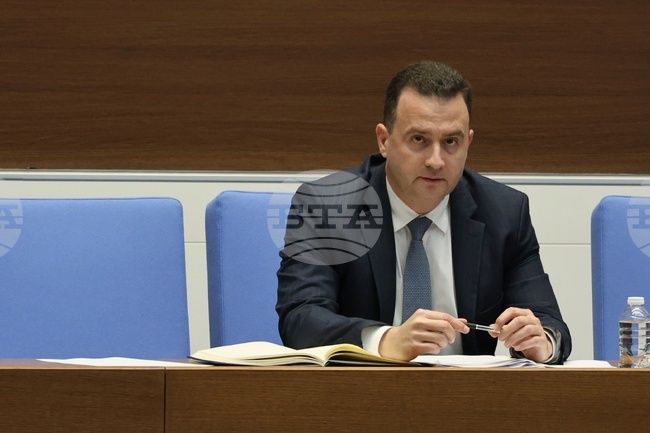 Дирекция в Министерството на енергетиката проверява електрозахранването в село Поликраище, съобщи Жечо Станков 