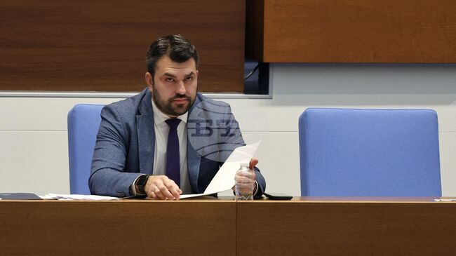 Средствата по програмата за българските общности зад граница за 2025 г. са осигурени, каза министър Георг Георгиев