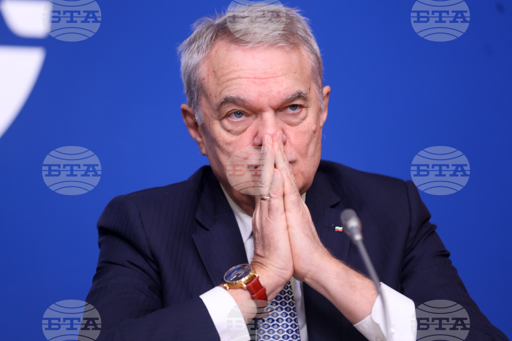 Национален пресклуб БТА  - дискусия за ранното отпадане от образователната система