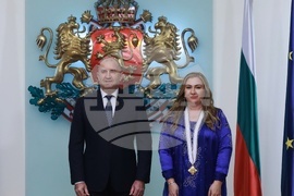 Румен Радев - Лина Омар - награждаване