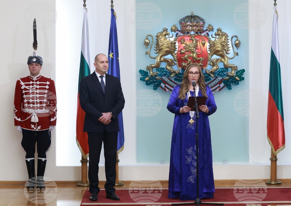 Румен Радев - Лина Омар - награждаване