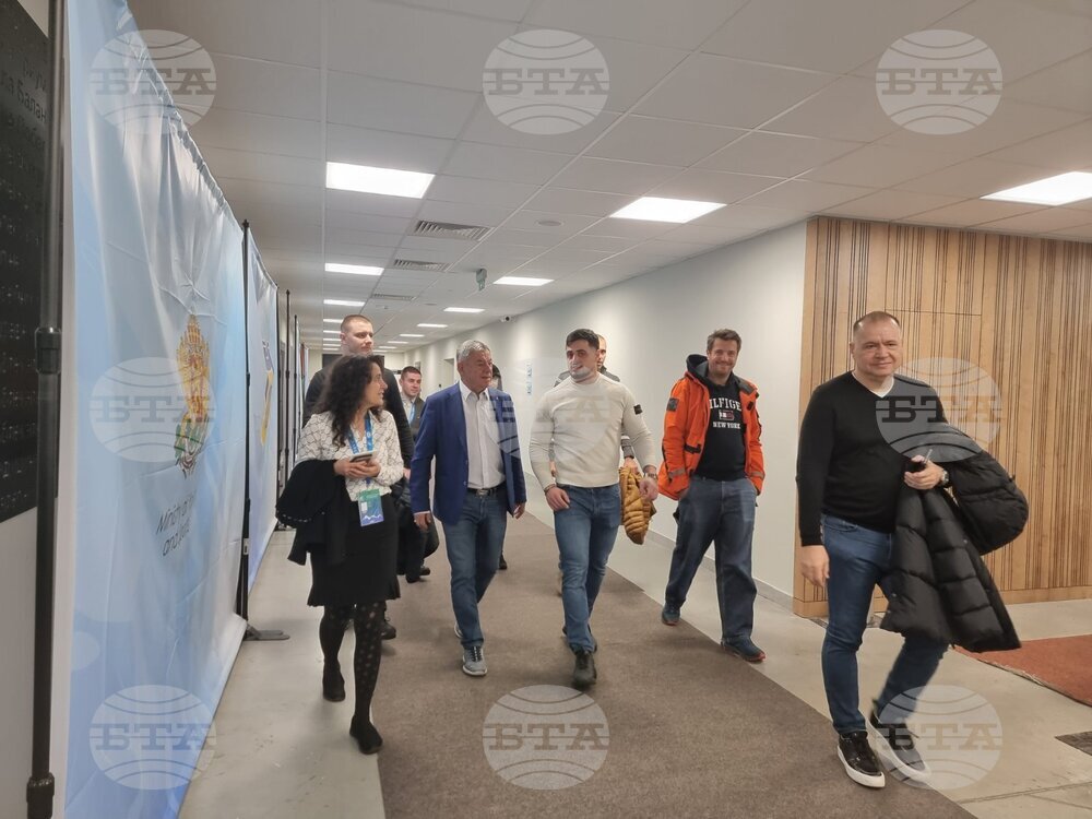 Олимпийският шампион по вдигане на тежести Карлос Насар посети комплекс СамЕлион в Самоков