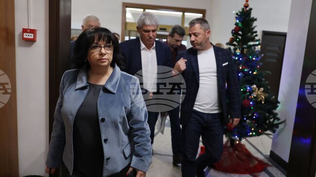 Тристранният диалог е възстановен, следващата седмица ще има нова среща със социалните партньори, каза министърът на финансите Теменужка Петкова