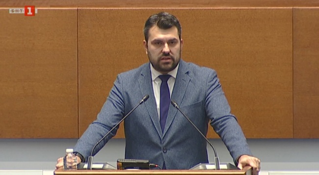 Средствата по програмата за българските общности зад граница за 2025 г. са осигурени, каза министър Георг Георгиев