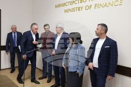 Министерство на финансите - работодателски организации - синдикати - среща