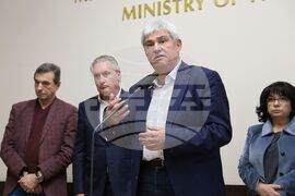 Министерство на финансите - работодателски организации - синдикати - среща