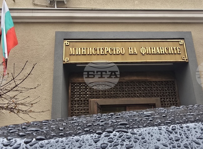 Излишък от 212,1 млн. евро по консолидираната фискална програма за януари отчитат от Министерството на финансите 