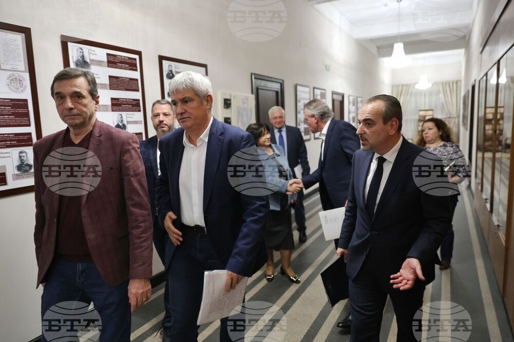 Министерство на финансите - работодателски организации - синдикати - среща