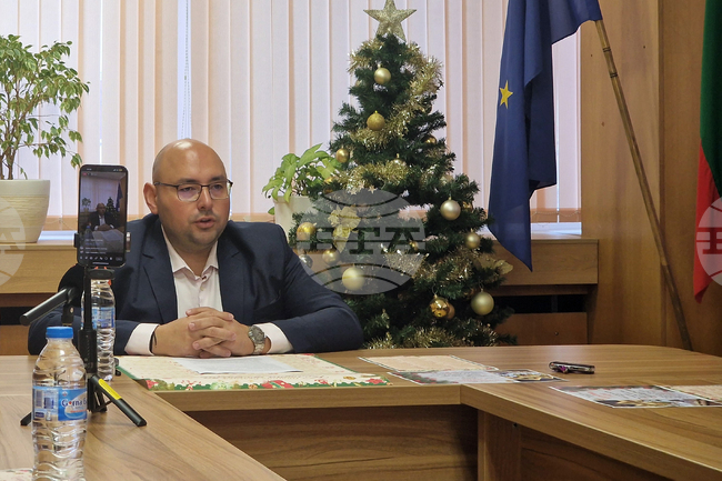 Коледната и новогодишна програма на Община Разград изпълва декември с концерти, работилници и празнични инициативи