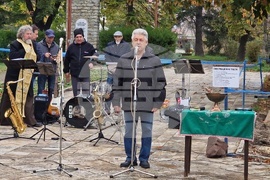 Търговище - паметник на Васил Левски - начало на изграждането