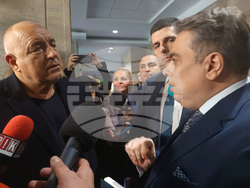 Парламент - Бойко Борисов - Асен Василев - бюджет - спор