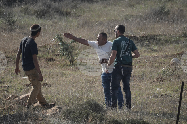 Има ранени при сбиване между израелски заселници и палестинци на Западния бряг, съобщиха Червеният полумесец и израелската армия