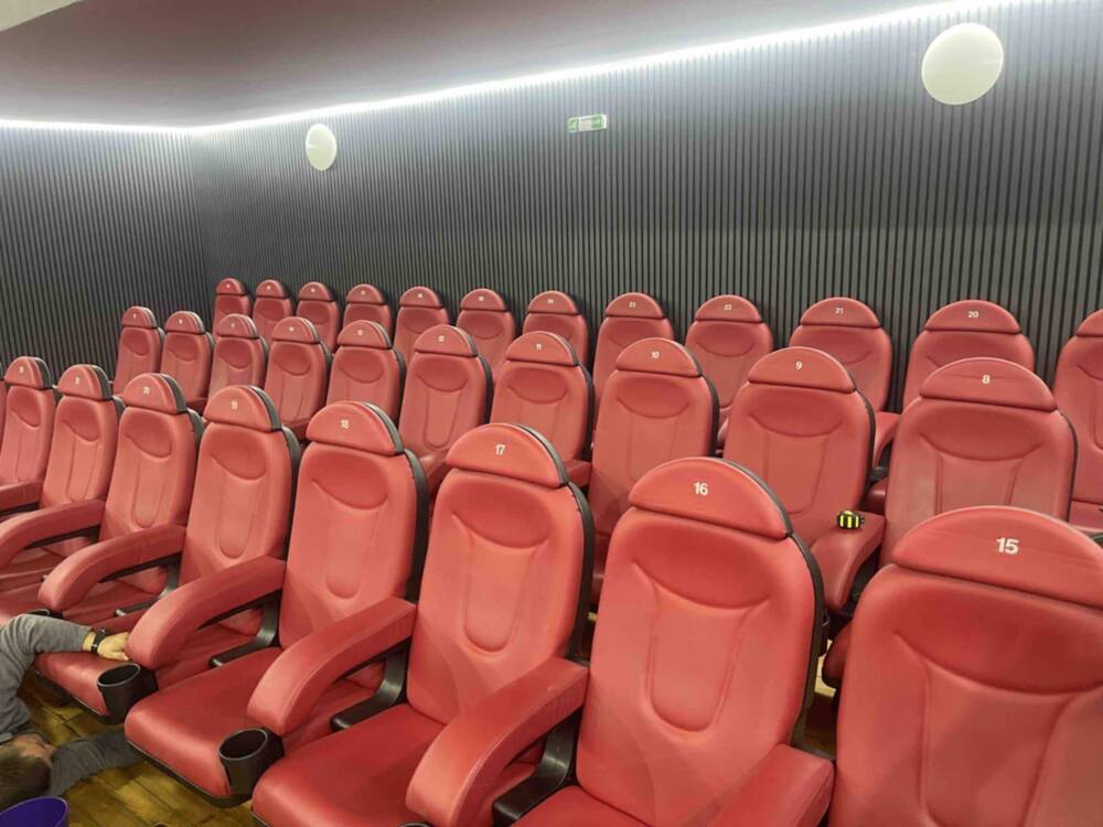 Нов модерен киносалон откриха в село Сатовча