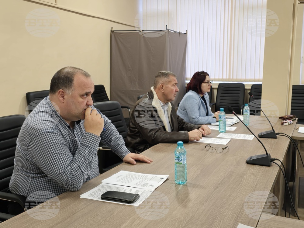 Община Роман ще работи за поставяне на втори банкомат в града, каза кметът Валери Ролански 