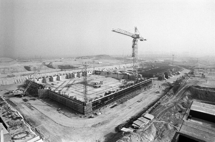 November 29, 1987: Bulgaria's First 1,000-Megawatt Reactor Connected to National Grid