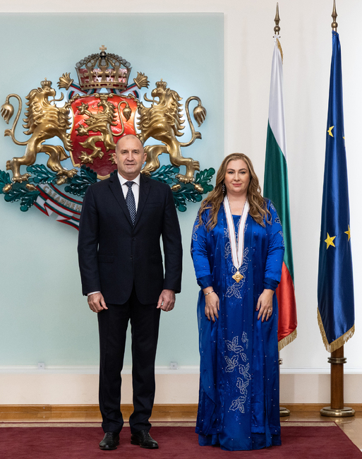 Държавният глава отличи с орден „Мадарски конник“ първа степен посланика на Република Ирак у нас Лина Омар
