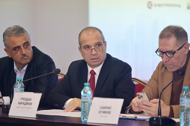 Вицепремиерът Гроздан Караджов: В началото на 2026 г. ще открием процедура за концесионер на летище Пловдив 