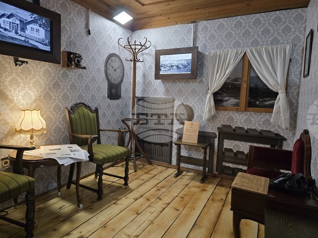 Стрелча - Исторически музей - мултимедийна инсталация „Поздравъ отъ Стрелча“