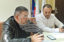 Село Минерални бани - общински съвет - заседание