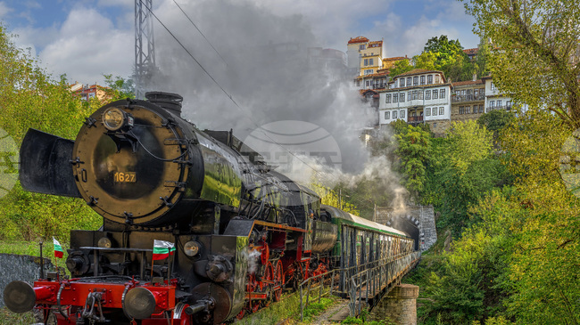 БДЖ пуска коледни влакове с парен локомотив по два маршрута