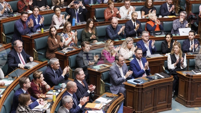 Белга: Правителството на Белгия спечели вот на доверие след продължили 20 часа дебати за бюджета