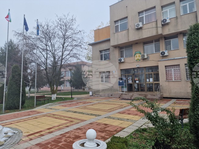 Предложение общината да кандидатства за закупуване на електромобил ще разгледа на извънредно заседание Общинският съвет в Самуил