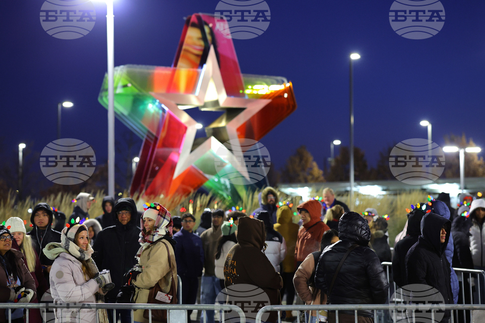 Black Friday Holiday Shopping