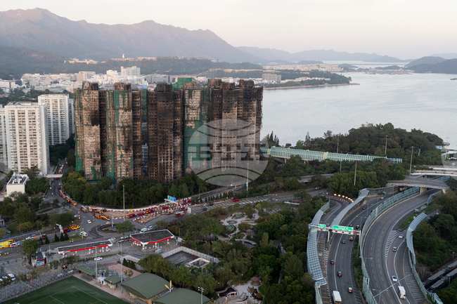 Китай започна инспекция на пожарната безопасност в цялата страна след пожара в Хонконг