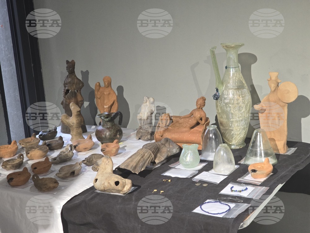 Archaeologists Discover Over 1,500 Artifacts During Excavations at Heraclea Sintica