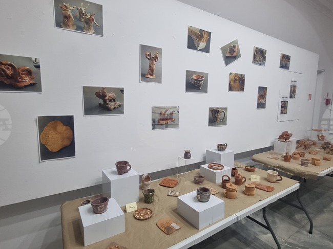 Изложба на глинени реплики, изработени от деца, откриха в Регионалния исторически музей в Перник