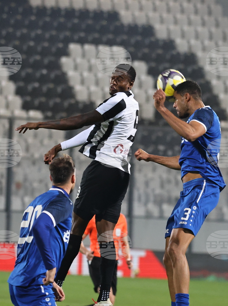 Локомотив Пловдив трансферира Хуан Переа в Левски