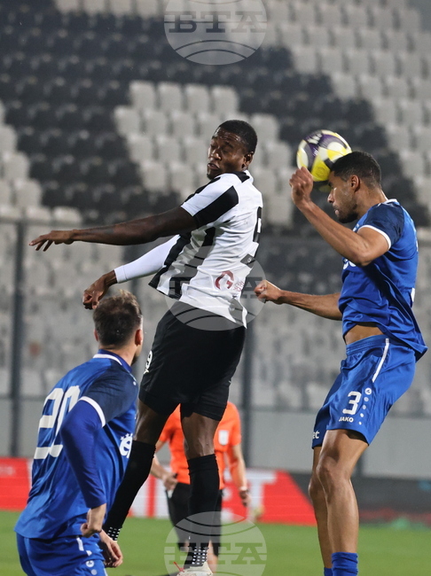 Локомотив Пловдив трансферира Хуан Переа в Левски