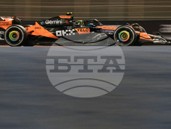 APTOPIX Qatar F1 GP Auto Racing